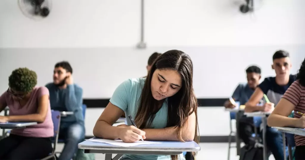 Estudantes em sala de aula
(Divulgação)