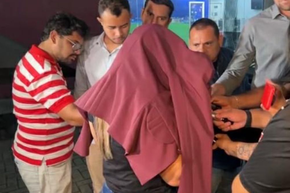 Mãe da adolescente na Depca (Divulgação)