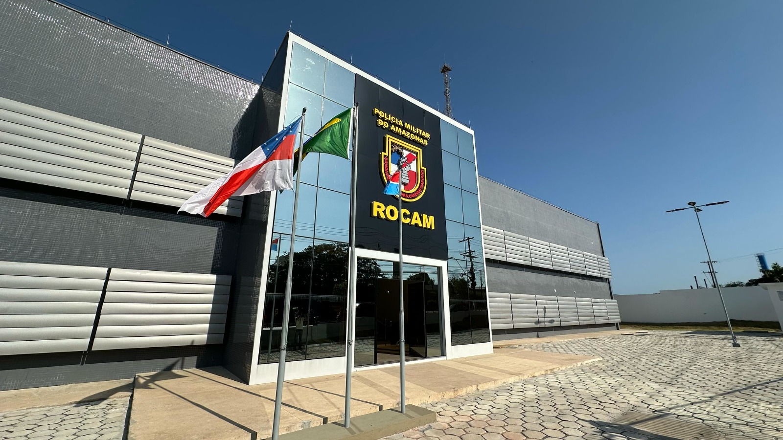 Governador do Amazonas inaugura novo batalhão da Rocam