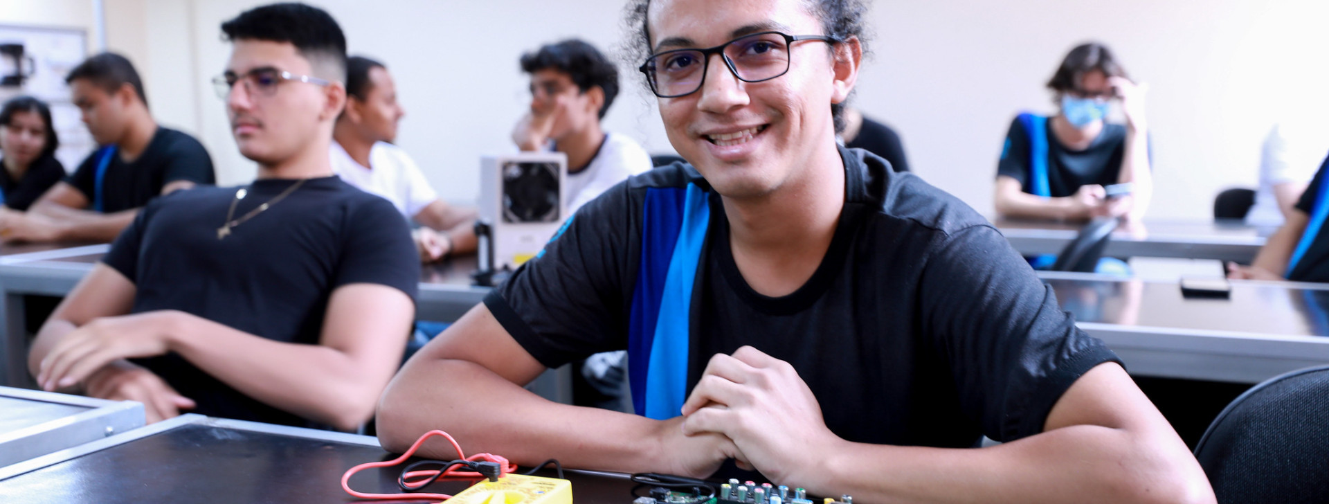 Ano letivo de 40 mil alunos de cursos profissionalizantes do Cetam tem início no AM