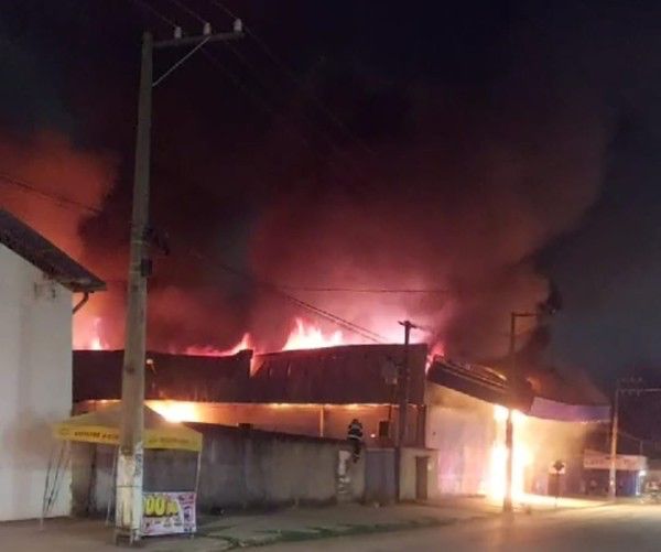 Incêndio destrói supermercado em Santarém; prejuízo é avaliado em R$ 4 milhões