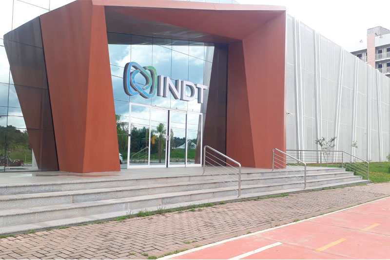 INDT sedia lançamento de livro de Samuel Hanan e Ives Gandra da Silva Martins