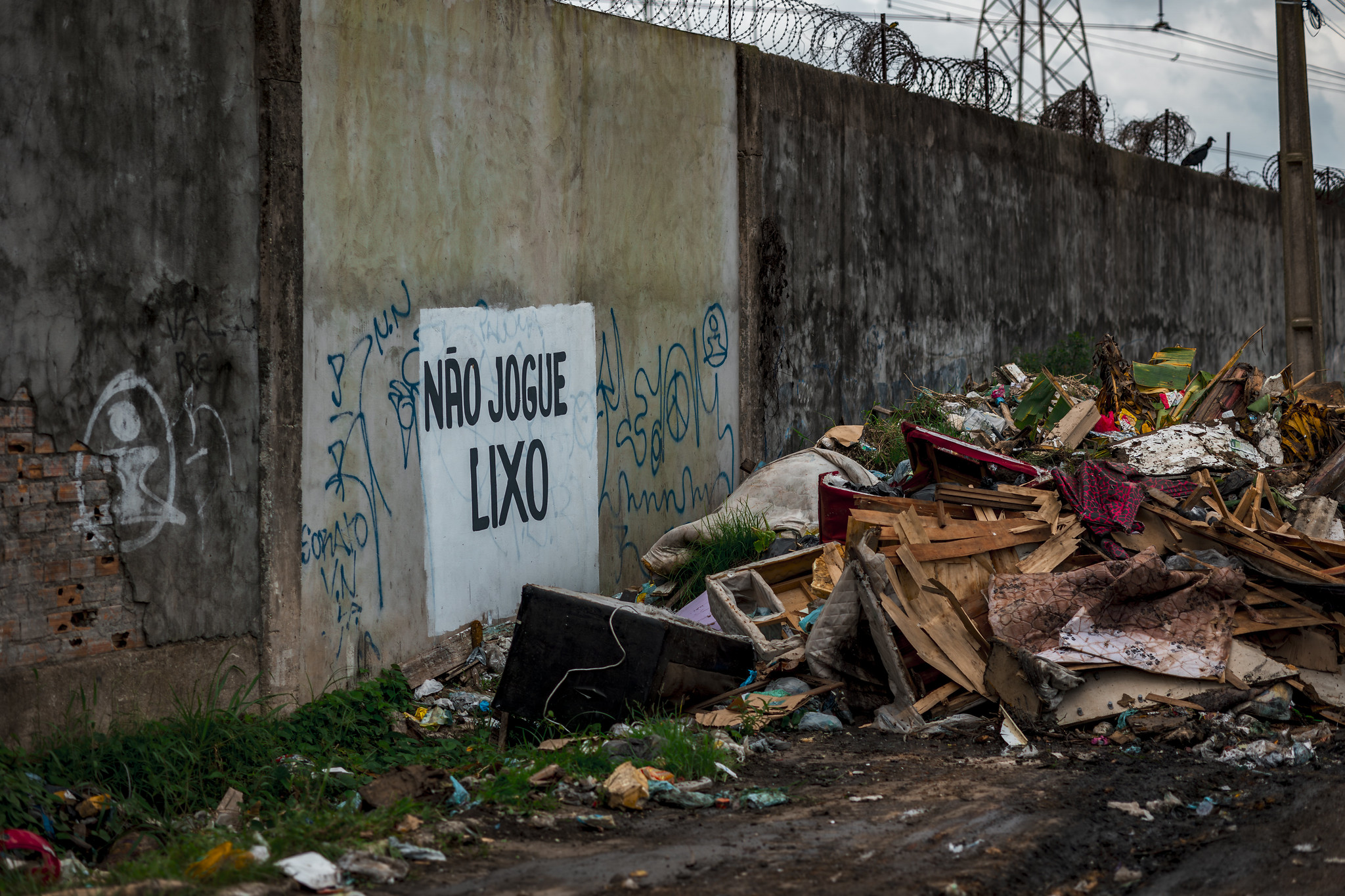 Em meio à crise do lixo, Belém anuncia novo sistema de coleta