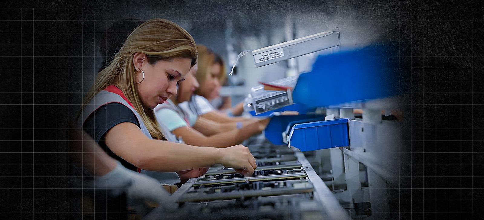 Indústria cai 0,2% em julho e sente impacto da taxa de juros