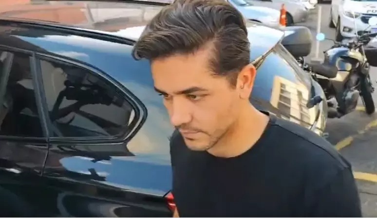 Dono de Porsche paga R$ 500 mil de fiança e oferece 1 salário mínimo à família de motorista morto