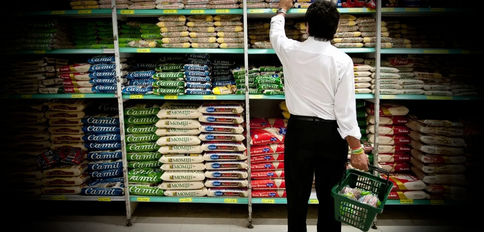 Governo federal propõe cesta básica com imposto zerado para 15 alimentos