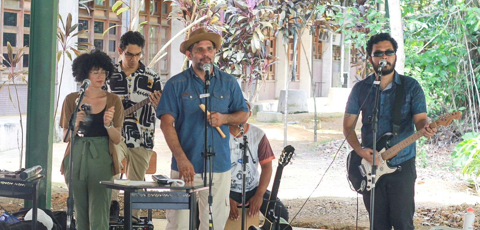 Ufam realiza recepção de novos alunos dos cursos de humanas