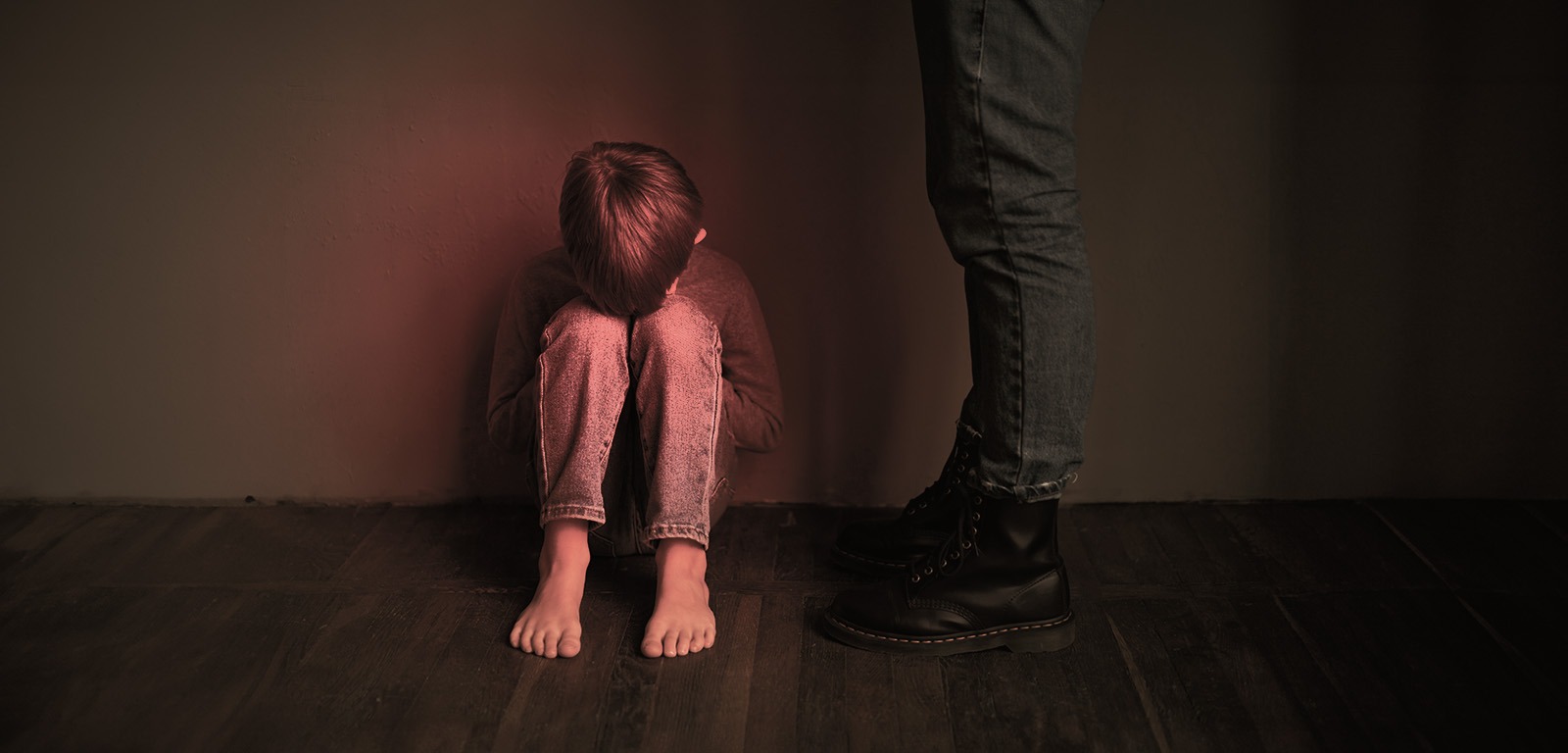 Em 134 dias, Disque 100 recebeu 60 denúncias de estupro de vulneráveis por hora