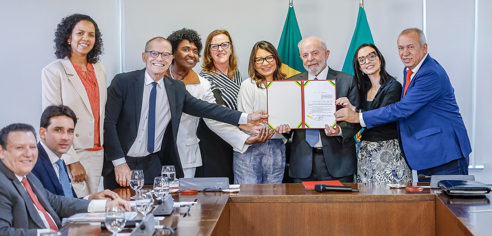 Lula sanciona lei que assegura sigilo do nome da vítima de violência doméstica