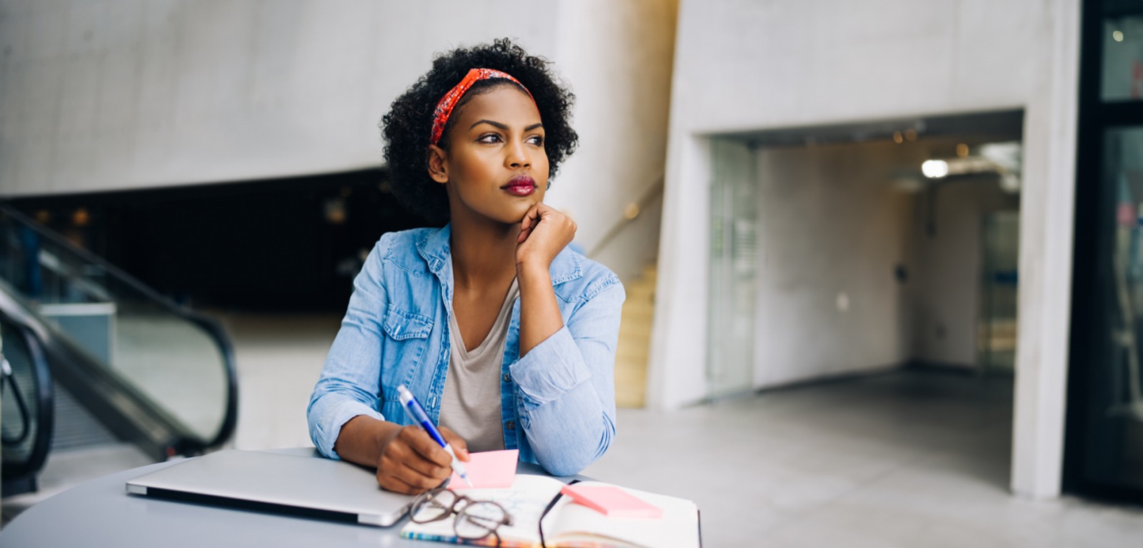 Universitários celebram PL que propõe bolsa de R$ 700 no País, mas apontam desafios