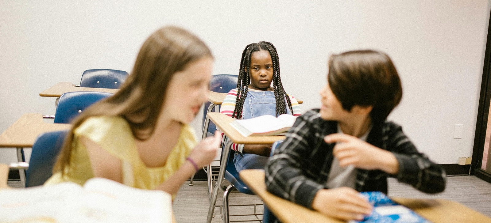 Crime camuflado de ‘piada’: Entenda o que é racismo recreativo