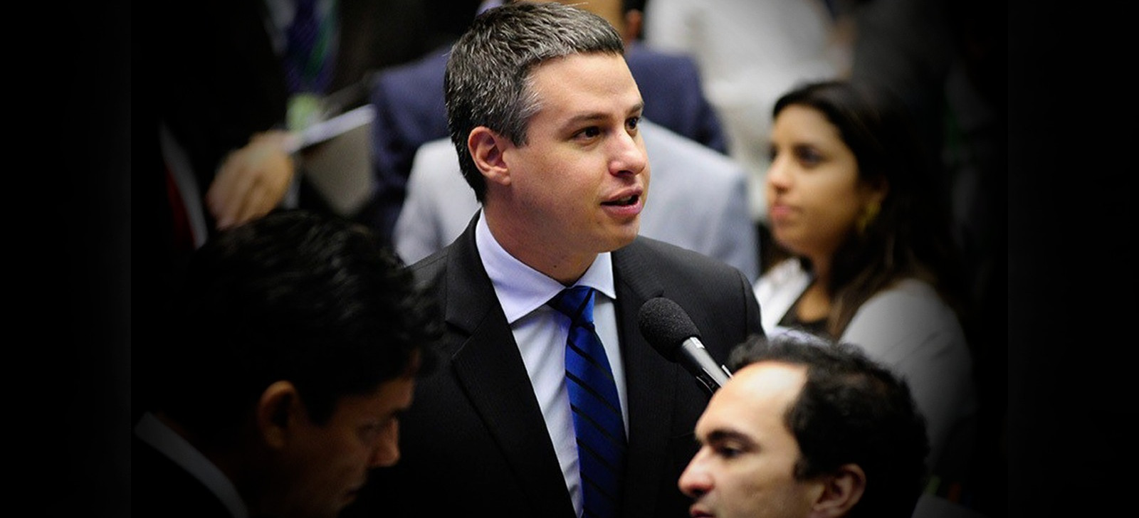 Congresso Nacional faz 1 minuto de silêncio pela morte do ex-deputado Arthur Bisneto