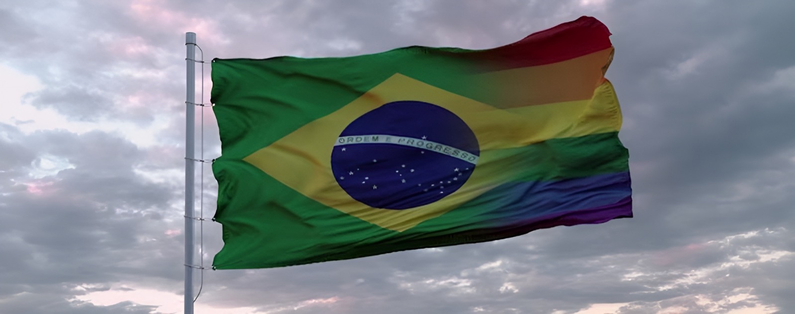 Parada LGBTQIAPN+ de São Paulo leva público de verde e amarelo às ruas