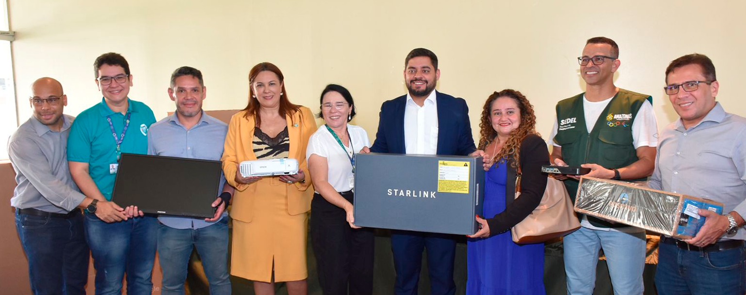 UEA: Comunidade se une para celebrar conquistas e avanços