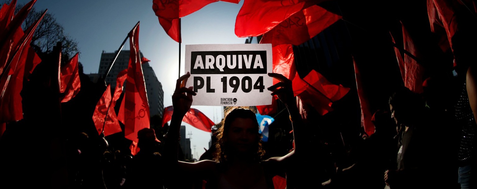 ‘Criança não é Mãe’: protestos pressionam Câmara e pedem arquivamento do PL Antiaborto