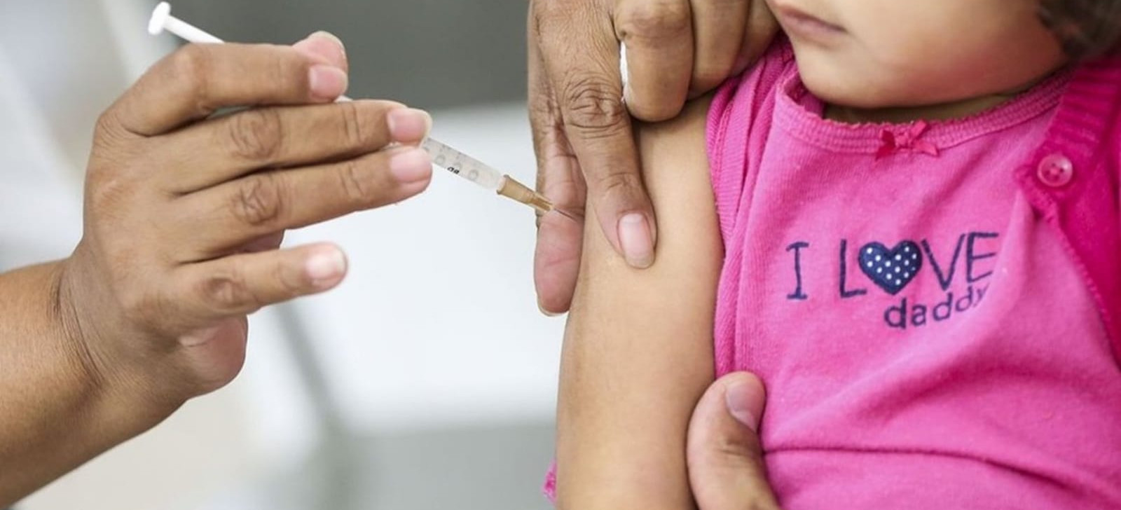 Justiça de Santa Catarina determina que pais vacinem filhas sob risco de multa