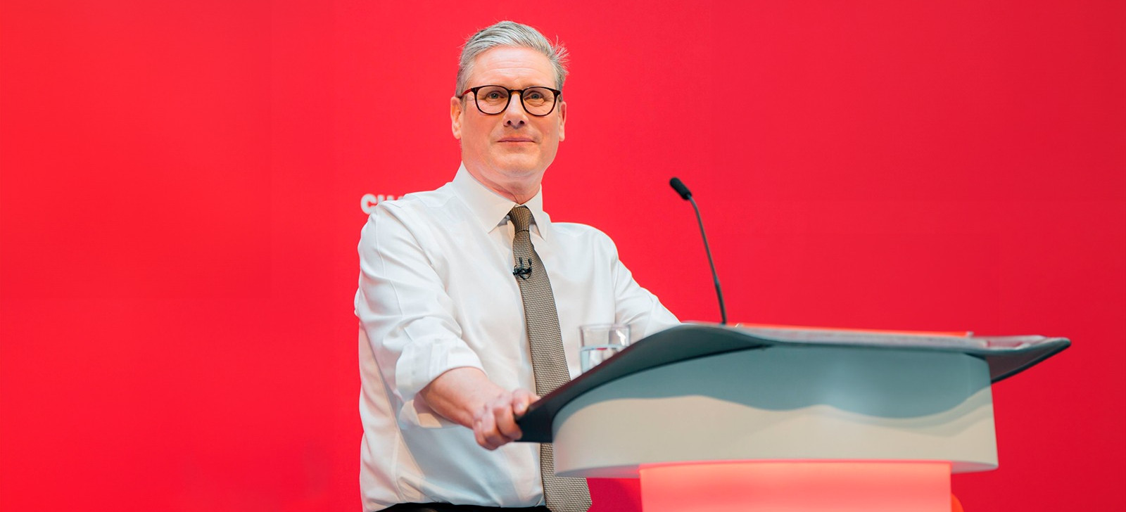 Trabalhista Keir Starmer é eleito premiê britânico em derrota para conservadores