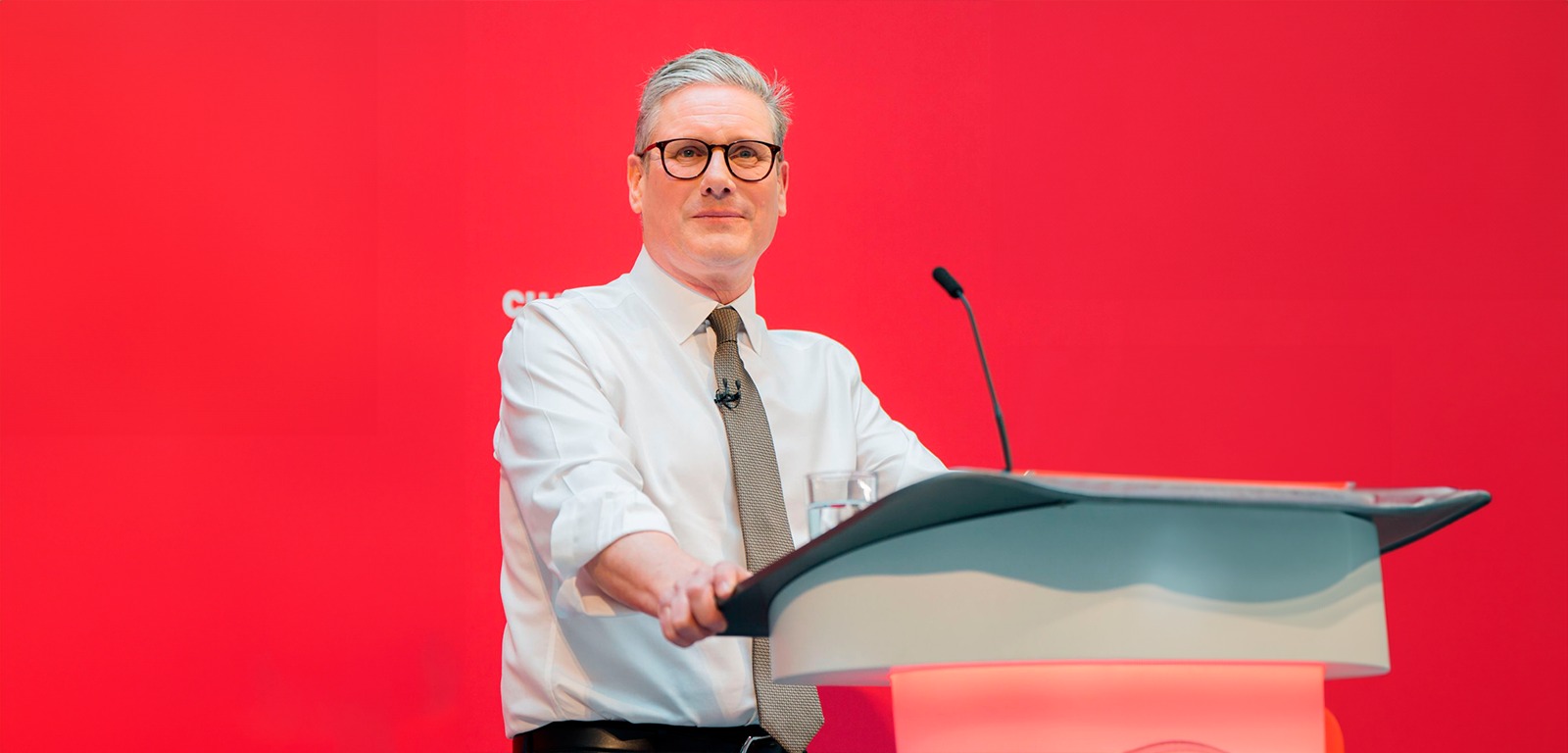 Trabalhista Keir Starmer é eleito premiê britânico em derrota para conservadores