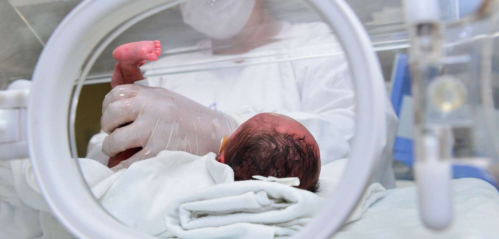 Três recém-nascidos morrem no mesmo dia em UTI de hospital; polícia investiga