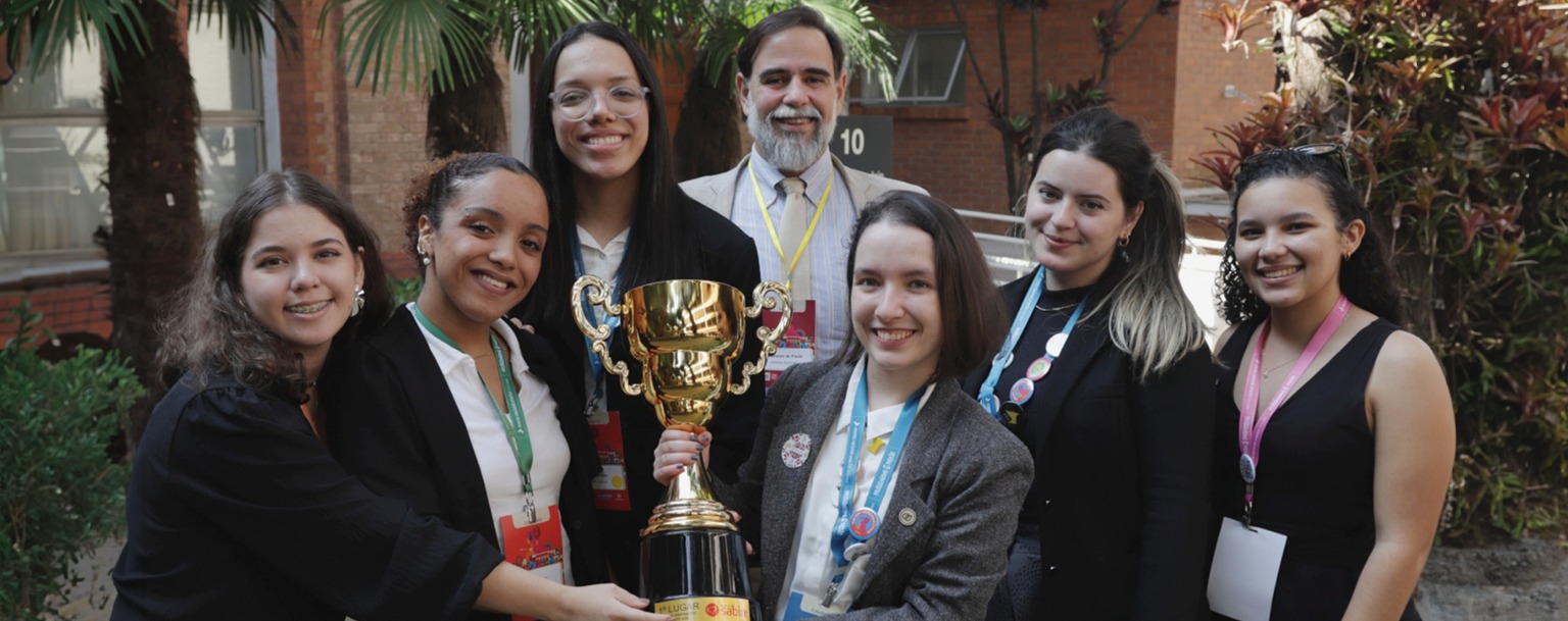 Projeto desenvolve absorventes sustentáveis para pessoas transexuais