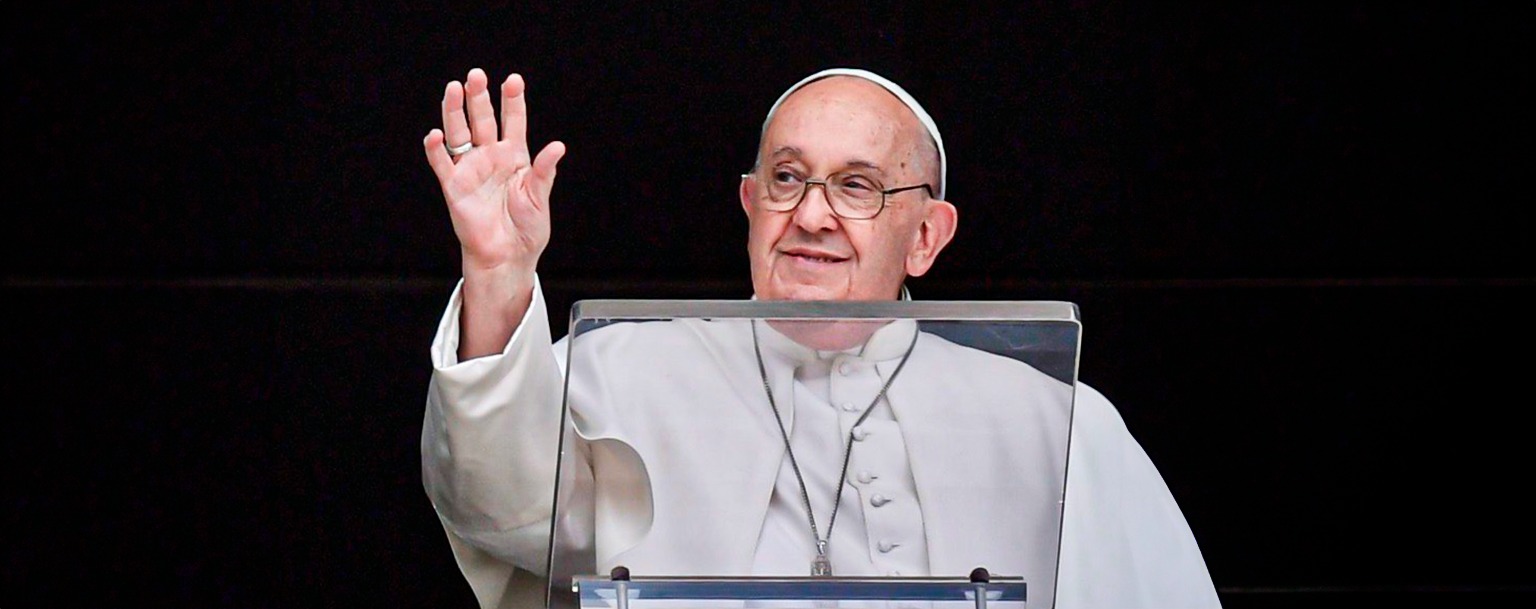 Papa Francisco tem estado de saúde complicado após quatro dias internado