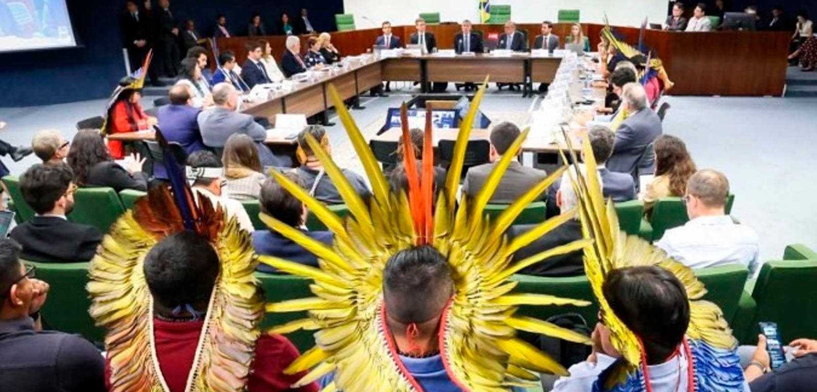 Ministro pede intérpretes de línguas indígenas para comissão do STF