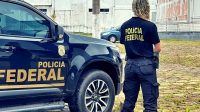 Assessor de deputada federal e policial são presos após tentar intimidar delegada
