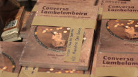 Teatro Lambe-lambe ganha livro impresso inédito, lançado pela UEA