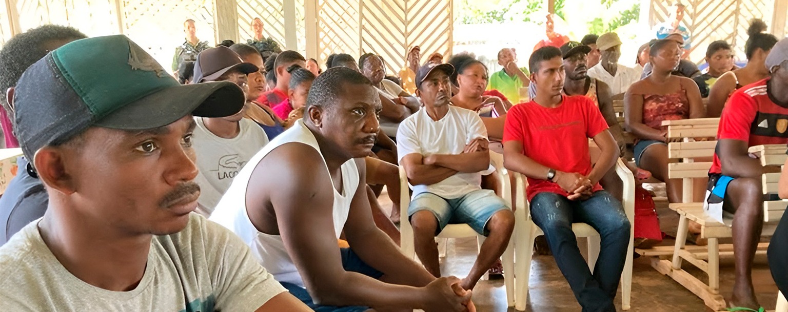 Lideranças e demais integrantes do território quilombola Cachoeira Porteira (Sinacom/MPF)