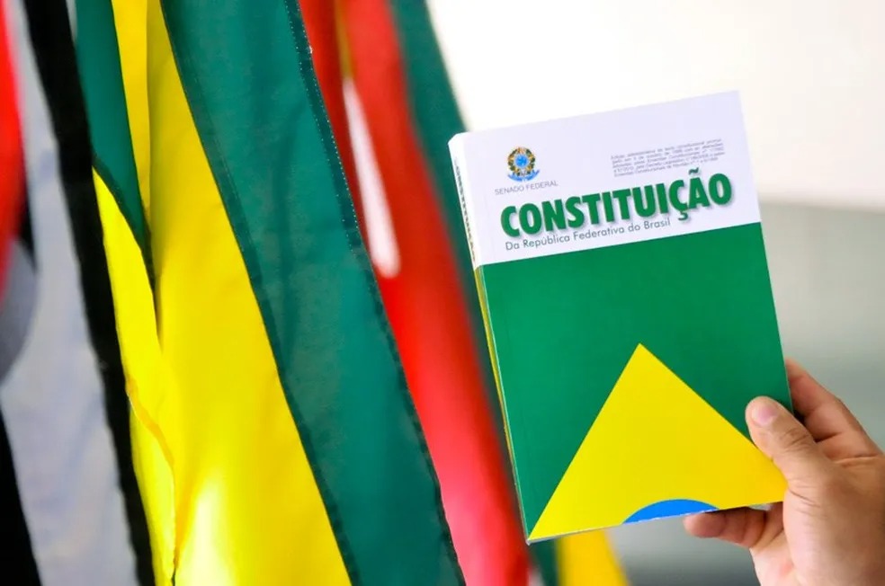 Entenda como Constituição ampliou direitos políticos do cidadão