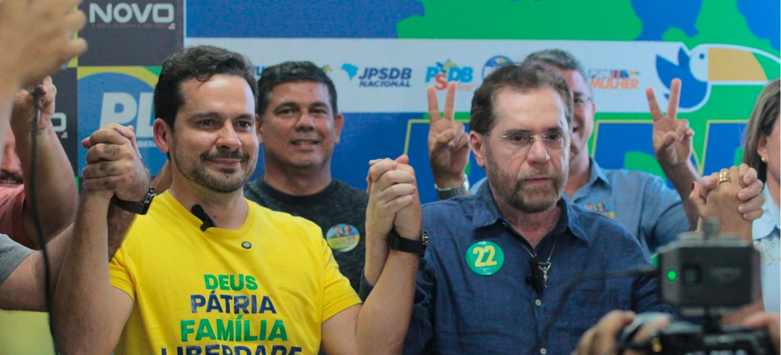 ‘Por Manaus’, diz Plínio Valério sobre apoio do PSDB a Alberto Neto