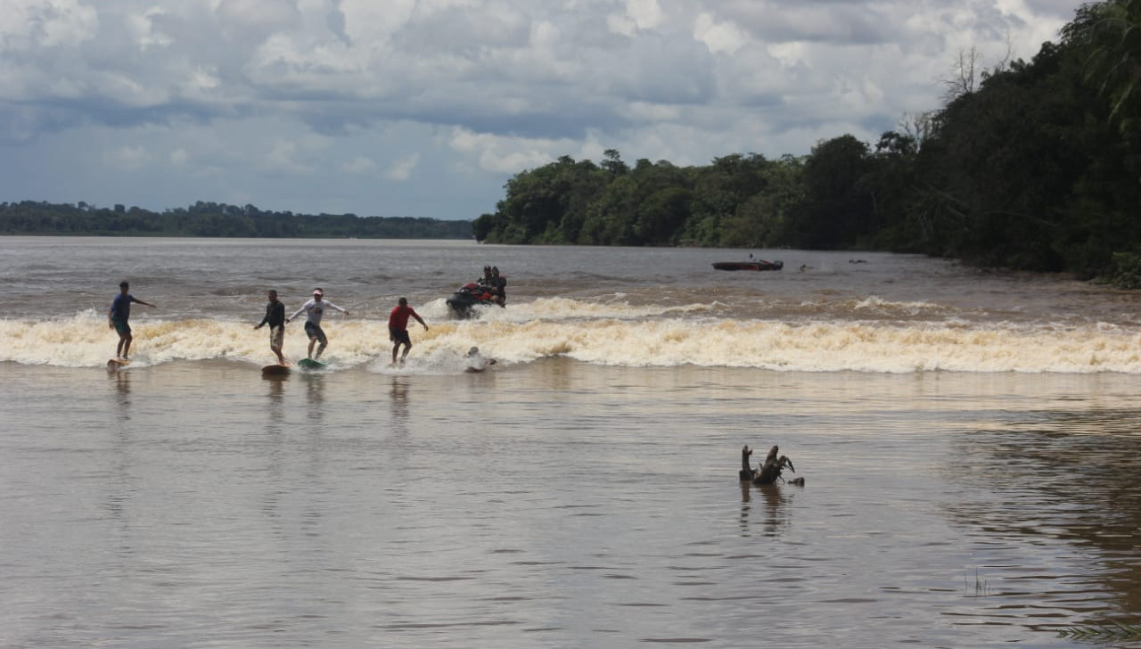 Comunidades da Amazônia alertam para ‘sumiço’ da pororoca