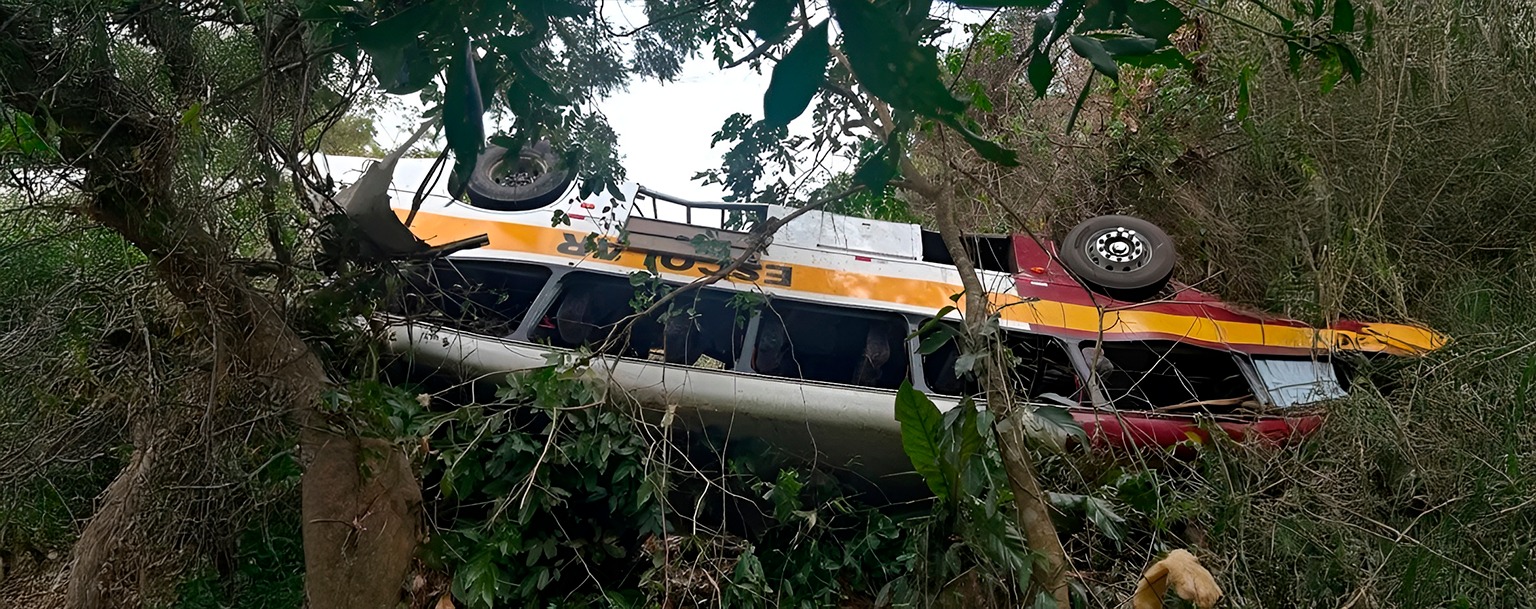 Aumenta número de mortos em acidente com ônibus em Alagoas