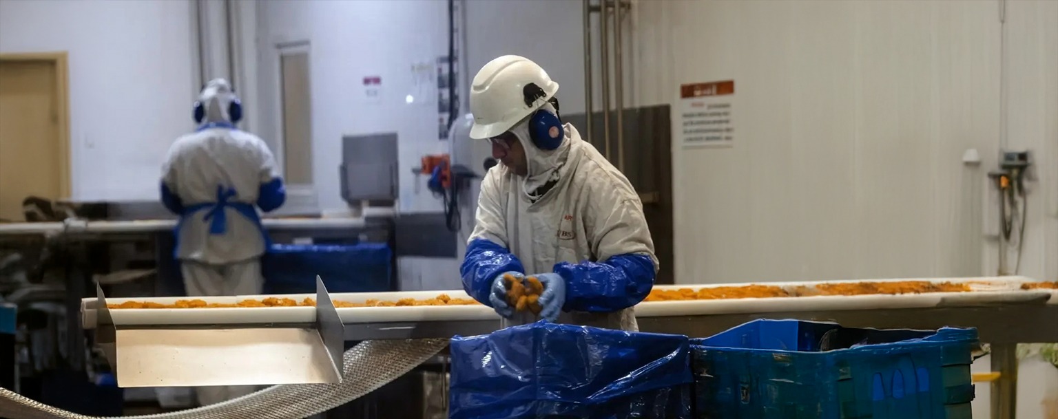 Venezuelanos lideram inclusão no mercado de trabalho formal no Brasil