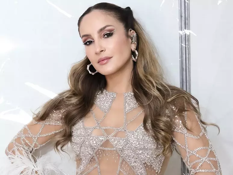 Claudia Leitte é investigada pelo MP-BA após trocar letra de música
