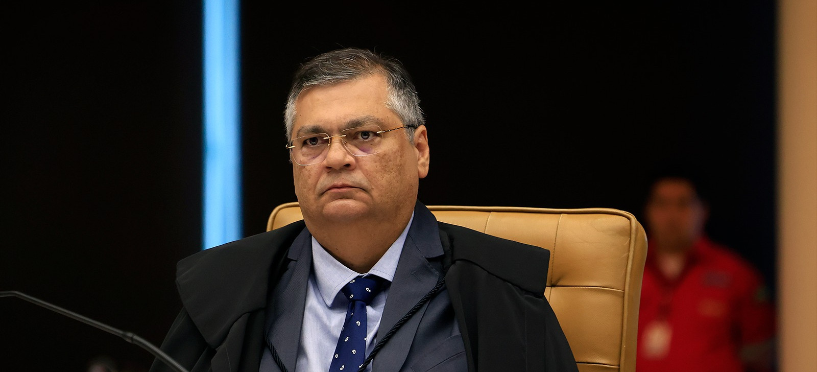 Dino libera execução de emendas parlamentares, mas com ressalvas