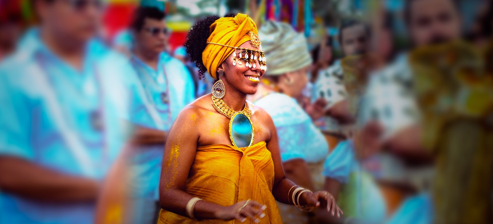 ‘Balaio da Oxum’ em praia de Manaus destaca relação entre religião e meio ambiente