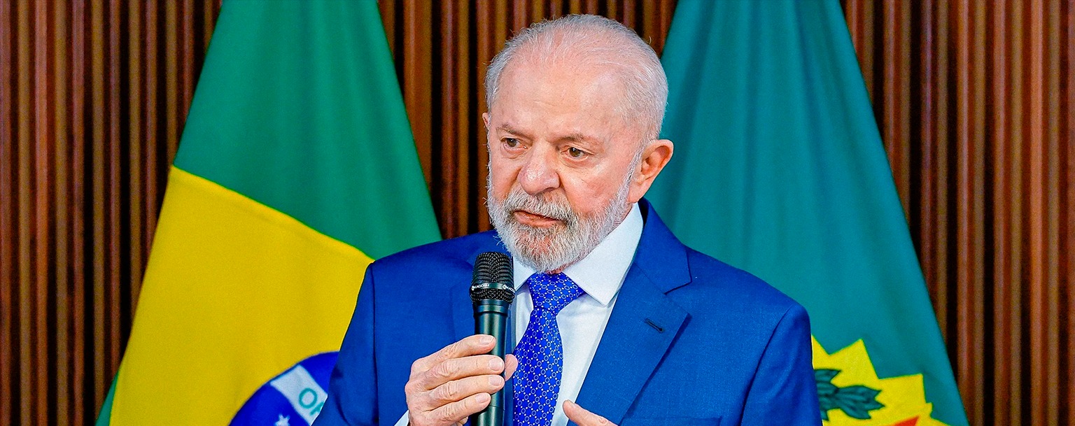 Lula passa por procedimento bem-sucedido para evitar novos sangramentos