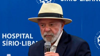 Após cirurgia de emergência, Lula recebe alta de hospital