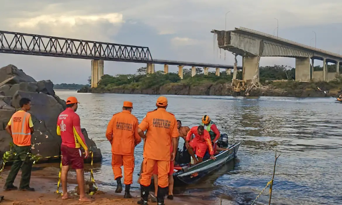 ANA orienta suspender uso de água do Rio Tocantins após queda de ponte