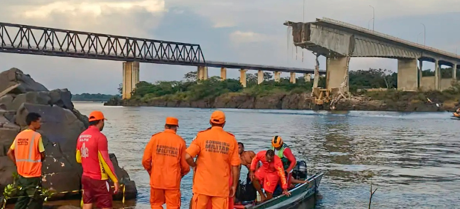 Ponte que liga Tocantins ao Maranhão desabou no domingo, 22 (Divulgação/CBMTO)