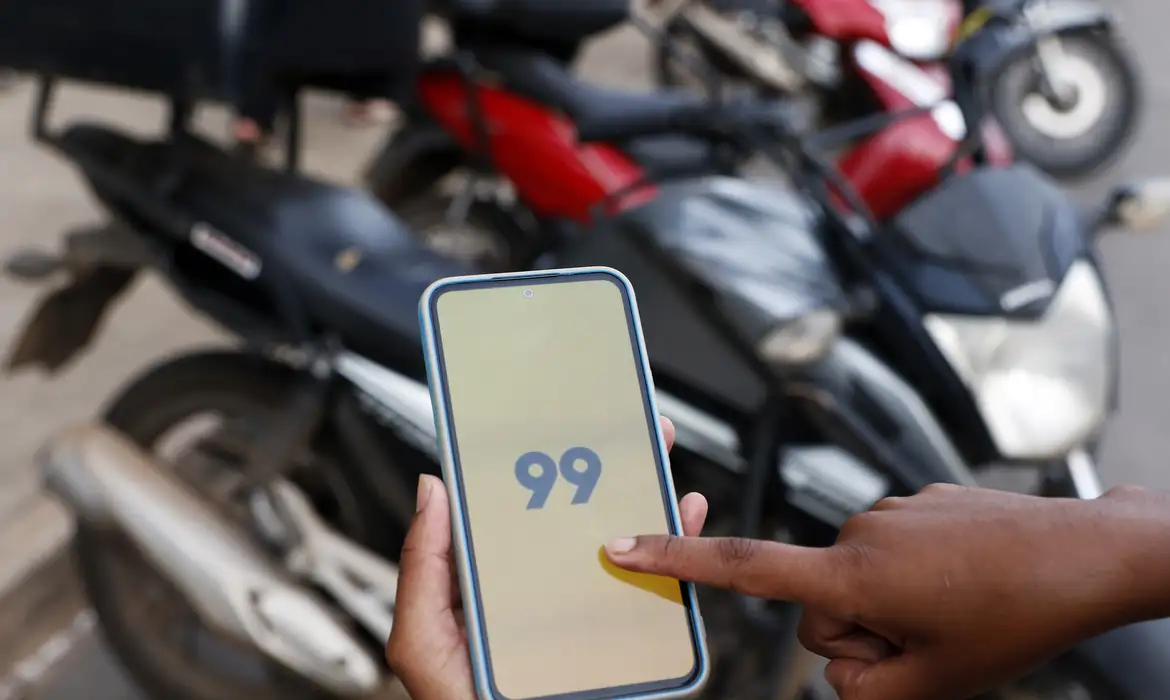 Mototáxi segue proibido em São Paulo após decisão judicial contra plataformas