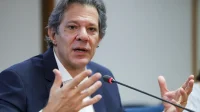 Fake news sobre tributos é rebatida por Haddad: ‘Prejudica a democracia’