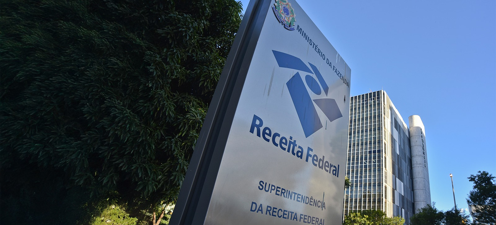 Receita alerta sobre tentativa de golpe com suposta cobrança de taxa
