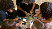 Entenda os impactos da lei que limita uso de celulares em escolas