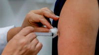 Vacinação contra HPV reduz em 58% casos de câncer de colo de útero