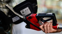 Gasolina é vendida a R$ 6,99 em Manaus após nova redução em refino