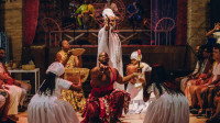 Teatro e religiosidade: peça retrata iniciação no Candomblé