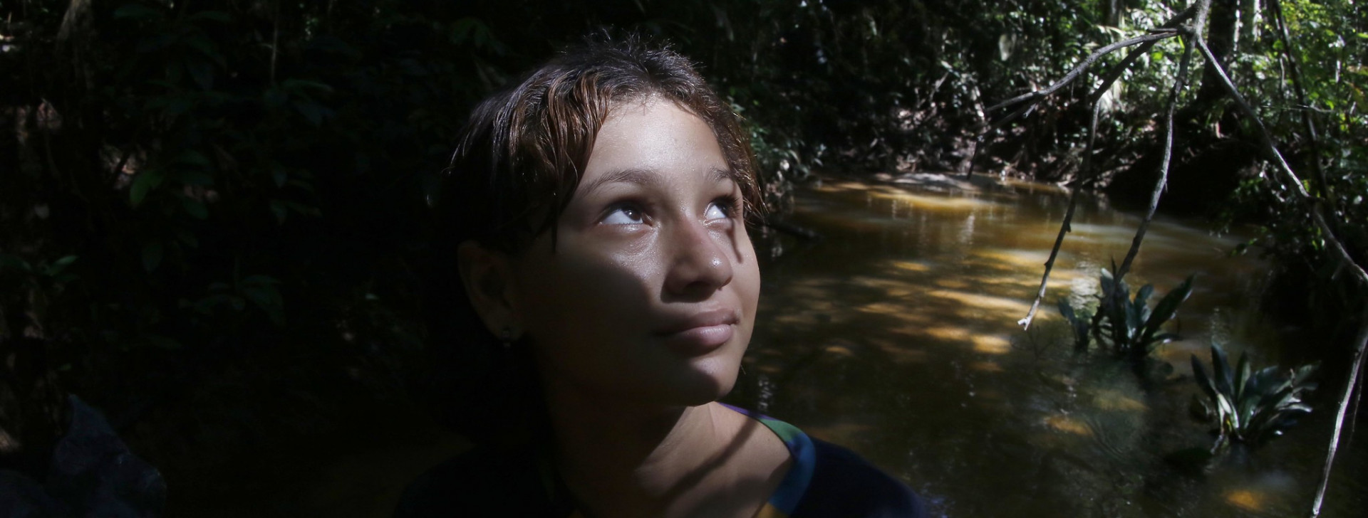 Visit to the last clean creek in Manaus moves students