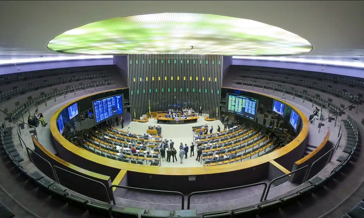 Com atraso de três meses, Comissão Mista aprova Orçamento de 2025